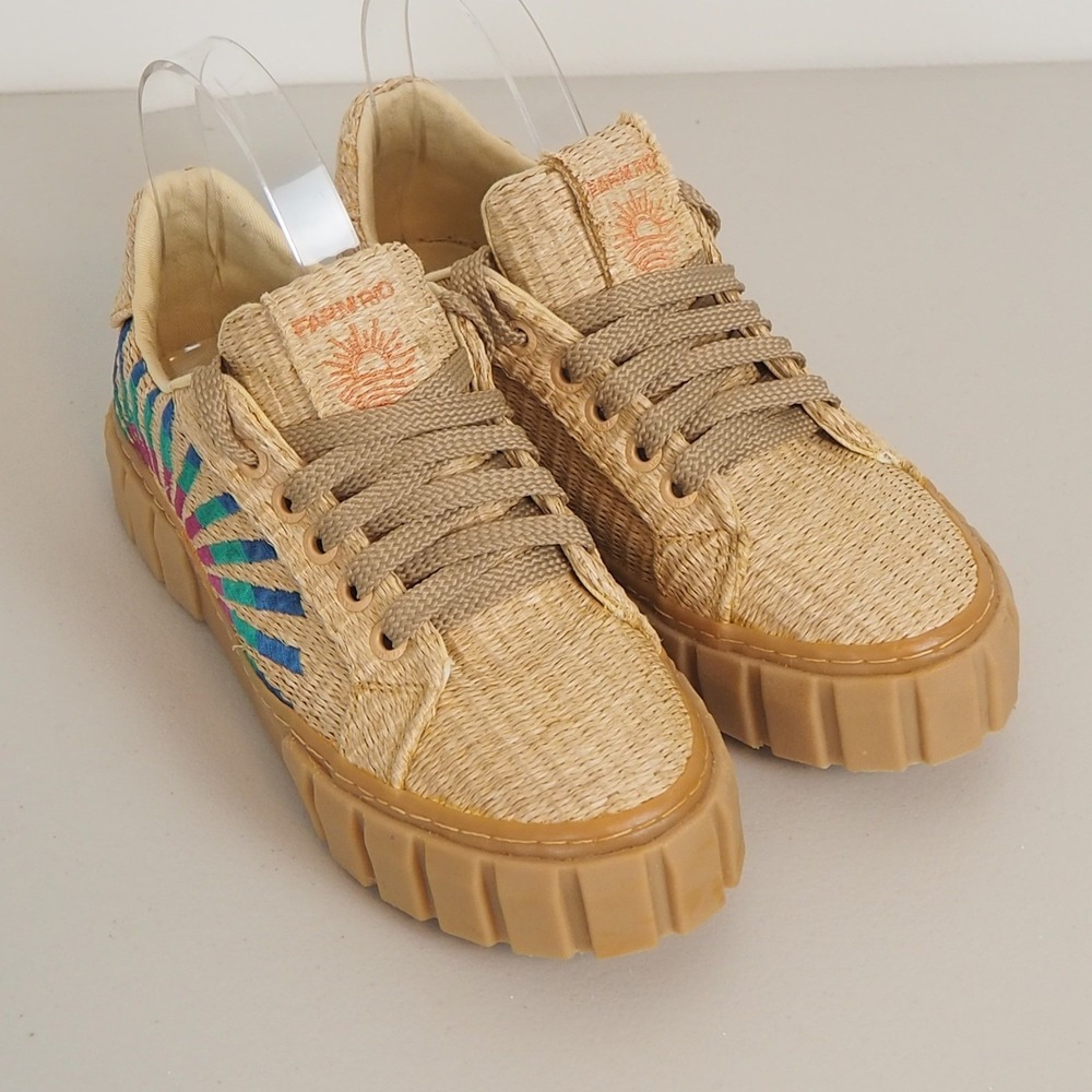 Farm Rio Straw Embroidered Sunburst Sneakers Espadrille Style Size 6